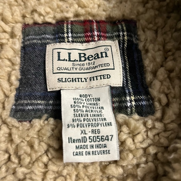 L. L. Bean men’s fleece lined flannel coat - Picture 2 of 8